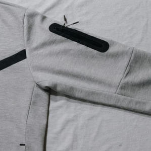 Chándales de Alta Calidad con Diseño Personalizado y Logotipo, Chándales Deportivos Holgados y Transpirables para Hombre, Venta al por Mayor OEM - Product Image 5