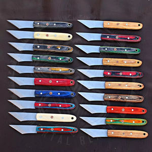 Couteaux d'épineuse à lame fixe en acier inoxydable faits à la main, idéal pour la chasse, couteau de camping avec manche en résine d'os avec gaine en cuir de vachette - Product Image 5