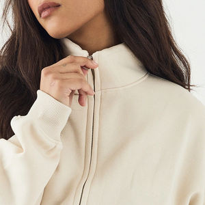 Sweat-shirt pour femme à col montant, design durable pour les acheteurs en gros avec logo personnalisé, fermeture éclair intégrale avec design uni, décontracté - Product Image 2