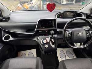 TOYOTA SIENTA USADO CON VOLANTE A LA IZQUIERDA/DERECHA - Product Image 2