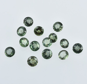 Iolite เครื่องประดับอัญมณีทรงรีจากธรรมชาติหรูหราตัดเป็นชิ้นขนาด7x9มม. อัญมณีหลวมเครื่องประดับธรรมชาติชุดหินสีหลวม - Product Image 6