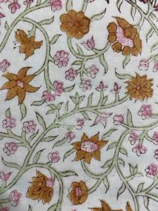 ผ้าฝ้ายพิมพ์ลายดอกไม้พาสเทลด้วยมือ ดีไซน์วินเทจลายพฤกษศาสตร์ - Product Image 2