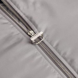 Chaqueta bomber de poliéster para hombre de alta calidad: ropa de abrigo elegante y ligera para todas las estaciones - Product Image 6