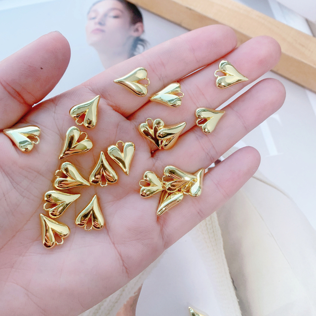 Fashionable and Trendy Accessories, Perfect for Beautiful Ladies.