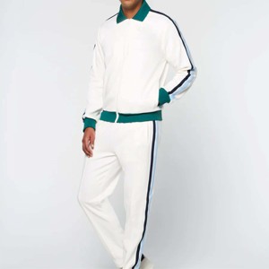 Conjunto de chándal Premium Chaqueta y pantalones duraderos Perfecto para uso atlético y comodidad diaria - Product Image 5