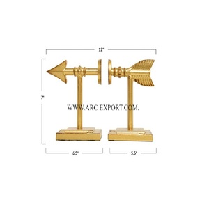 Sujetalibros de latón macizo chapado en oro de diseño de lujo, forma personalizada de flecha, sujetalibros de Metal con estilo para el hogar y la sala de estar a la venta - Product Image 1