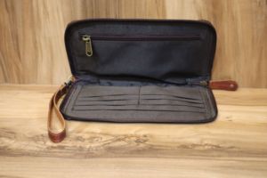 Western Fashion Handmade High Quality Genuine Cowhide Leather Clutch <b>Wallet</b> Card <b>Cash</b> Slot Tooled Western Style Leather Bag - Product Image 4