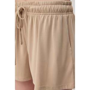 Pantalones Cortos Casuales con Cintura Elástica Ajustable, Bolsillos y Cordón, 100% Modal - Product Image 4