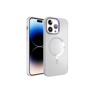 Coque en silicone Netzy White SAFA Style pour iPhone 14 Pro Max compatible avec la charge sans fil MagSafe, coque de téléphone élégante INS - Product Image 1