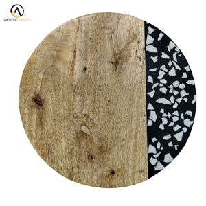 Herramientas de cocina de bambú redondas de diseño personalizado, tabla de cortar de uso hotelero con incrustaciones de resina de madera de mango para utensilios de cocina - Product Image 1