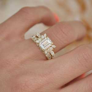 Anillo de Compromiso Clásico con Moissanita Redonda Creada en Laboratorio SPARKVISTA, con Detalles en Corte Marquesa, Plata de Ley 925, Elegante y Atemporal - Product Image 5