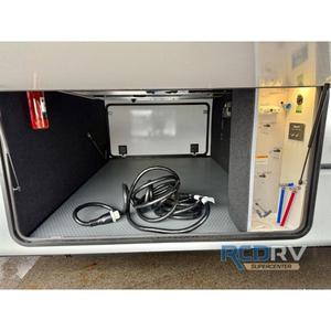 Accesorios Interiores para Autocaravana Keystone RV Montana 3231CK Modelo 2025, Nuevo Modelo de 37 pies y 5 pulgadas con Cama King Size - Product Image 2