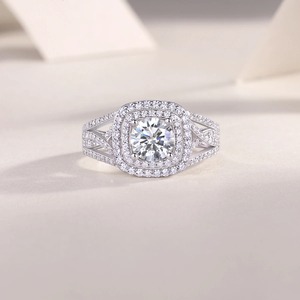 Anillo de compromiso de boda de lujo personalizado de oro blanco de 14K IGI certificado Lab Grown VVS Clarity Moissanite Diamond para mujer - Product Image 5