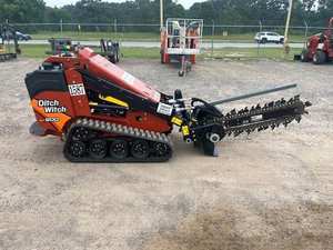 Chargeuse sur pneus Ditch Witch SK900 2024 avec moteur Yanmar, haute efficacité, garantie de 4 ans - Product Image 6