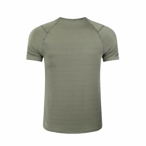 เสื้อยืดกีฬาผ้าโพลีเอสเตอร์สแปนเด็กซ์สำหรับผู้ชายเสื้อยืดกีฬาโอเวอร์ไซส์แบบสั่งทำแห้งเร็วสำหรับผู้ชายขายส่ง - Product Image 5