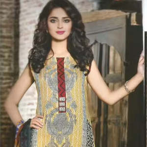 Trajes de césped clásicos pakistaníes Vestidos de algodón estampados - Product Image 1
