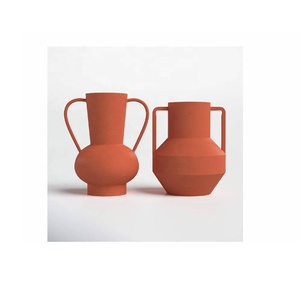 Venta caliente florero de Metal decorativo moderno con asa florero de mesa moderno de Metal jarrones de Metal hechos a mano para la decoración de la sala de estar del hogar - Product Image 6