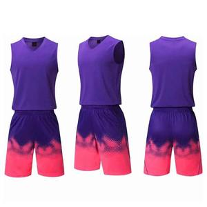 Uniforme de Baloncesto Sublimado Personalizado Hecho en Pakistán para Hombre, Manga Corta, Anti-UV, 100% Poliéster, Diseño y Logotipo Personalizados - Product Image 4