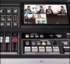 Nuevo Mezclador Digital en Vivo M32R, Caja de Escenario DL32, Cable de Red Cat5 de 150' en Rollo - Product Image 1