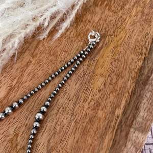 สร้อยคอไข่มุกสเตอร์ลิง22นิ้วห้อยลูกปัดขนาด3มม. ถึง6มม. ของขวัญสุดหรูสำหรับเธอ - Product Image 2