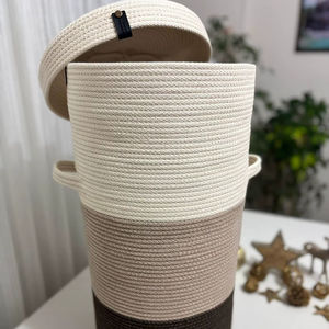Grand panier en macramé avec couvercle, parfait pour le rangement du linge, organisateur décoratif pour la maison, chambre à coucher, salle de bain, vente en gros en provenance d'Inde - Product Image 1