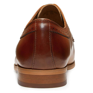 Chaussures en cuir marron de haute qualité pour hommes, avec finition haut de gamme, soutien solide de la semelle, apparence classique et élégante, forme élégante - Product Image 3