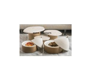 DESIGN UNIQUE ARTISANAT EN MÉTAL AVEC PLATEAU DE SERVICE EN CUIR PU POUR L'AÏD RAMADAN CADEAU Ustensiles de cuisine VAISSELLE PLATS DE SERVICE GOLFE - Product Image 1