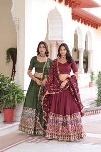 Lahenga Choli Dupatta Vichitra de Otoño, Cintura Natural, Silueta Holgada, Estilo Dulce, Largo hasta el Suelo, Bordado con Hilo de Seda y Lentejuelas - Product Image 2