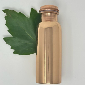 Botella de agua de cobre de 500ml de alta calidad Nuevo aspecto con precio razonable Jarra y botella de cobre puro - Product Image 2