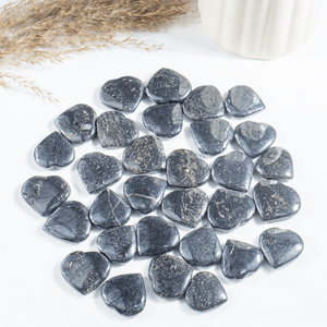 Offre Spéciale : Cœurs Miniatures en Hématite Sculptés à la Main en Cristal Naturel pour Décoration, Méditation et Relaxation – Prix de Gros - Product Image 5