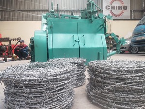 เครื่องถักลวดมีดโกนชุบสังกะสีเชื่อมรั้วผู้ผลิตจากเวียดนาม - Product Image 3