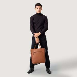 Sac fourre-tout en cuir marron Poet, cuir véritable fait main avec doublure en coton, fermeture à glissière, couleur unie, polyvalent pour toutes les saisons - Product Image 2