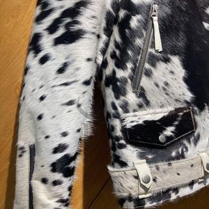 Chaqueta de cuero de vaca de Estilo Vintage para hombre, precio al por mayor, chaqueta de cuero de vaca a prueba de viento Lisa informal de Material duradero - Product Image 4