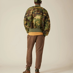 Meilleures ventes, prix de gros, blousons bombardiers homme avec design et logo sur mesure, blouson bombardier de couleur unie léger - Product Image 3