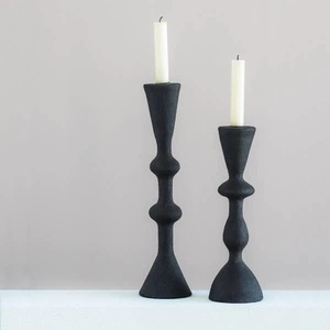 Support de bougie en métal géométrique abstrait moderne, minimaliste, noir, pour bougie conique, pour le salon, le cheminée, la décoration de Noël - Product Image 2