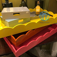 Plateau de laque moderne pour intérieurs premium Elégant couleur pastel vente en gros plateau de courtoisie fini laque