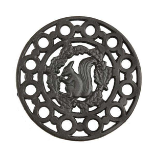 Dessous de plat en métal doré avec motif de fleur de lotus gaufré détaillé pour la protection des surfaces de cuisine disponible à bas prix vente en gros - Product Image 2