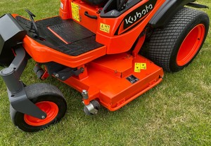 Cortadora de Césped Comercial Kubota ZD1211 2022 a Precio Accesible, Cortadora de Césped con Giro Cero, Tractor de Jardín de Uso Pesado - Product Image 2