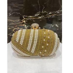 Monedero de noche de lujo hecho a mano con forma de embrague bordado de perlas decoración duradera para Bodas de élite exquisito diseño de moda - Product Image 1