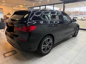 BMW Série 1 d'occasion, conduite à gauche/droite - Product Image 5