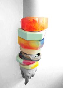 SUPER Bijoux Résine Acrylique Bracelet Bracelet Exagéré Éblouissant Multicolore Large Irrégulier Carré Acrylique Bracelets Femmes - Product Image 4