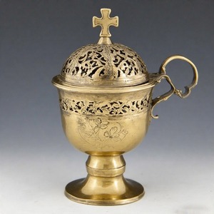 Brûleur d'encensoir d'église en laiton antique de brume divine brûleur d'encens d'église vintage pour l'ambiance cérémonielle et spirituelle - Product Image 5