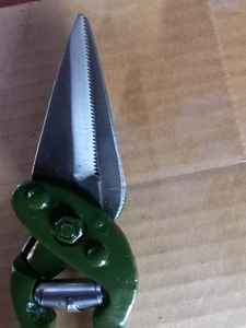 Easy-to-Use Veterinary Goat Hoof Trimmer Cutter <b>Sheep</b> Foot Rot Hoof Cutter Reusable by ARMANDIOUS - Product Image 2