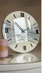 Reloj de resina Arte de resina Reloj Decoración de pared Reloj blanco y gris Arte epoxi Abstracto - Product Image 2