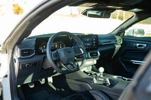 Ford Mustang Shelby Super Snake Coupé 2024, Transmisión Manual de 6 Velocidades, Motor V8 Supercargado de 830 hp, Asientos de Cuero, SUV Euro VI - Product Image 3