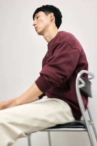 Sweat-shirt à manches longues bordeaux pour homme coupe ample et décontractée T-shirt d'hiver en coton polyester côtelé à col bordé d'épaules tombantes - Product Image 3