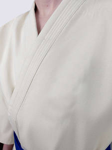 Uniforme de Karate Personalizable de Primera Calidad para Competición, Costuras Reforzadas, Gi Transpirable, Mezcla de Algodón, Antiencogimiento Máximo - Product Image 5