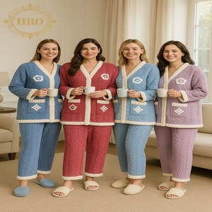 Nouvel ensemble de pyjama en laine à manches longues, coupe classique, haut uni, pantalon de survêtement chaud en velours côtelé pour femmes, poche latérale, vêtements d'hiver - Product Image 5