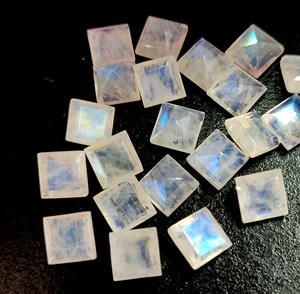 Natural <b>Rainbow</b> Moonstone Square Cut 6mm Faceted -Good Blue Flashy Good Quality Loose Gemstone - Product Image 6