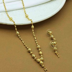 Vente en gros de micro perles en plaqué or 14K 18K 24K colliers courts à la mode avec chaîne bijoux en laiton rempli d'or Oro Joyeria - Product Image 1